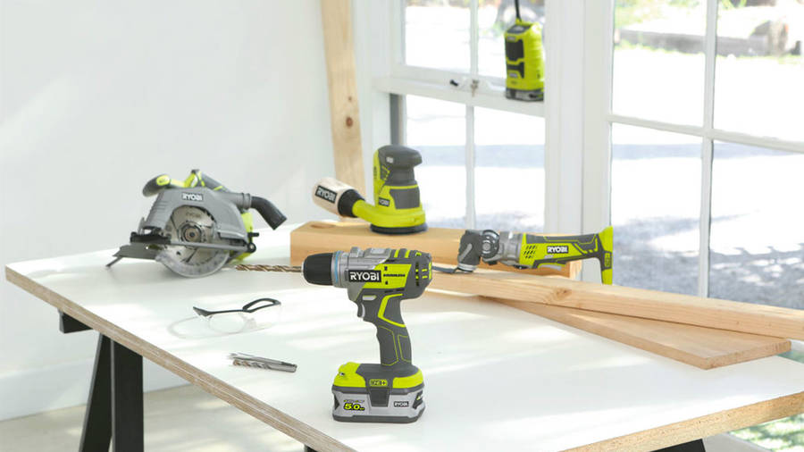 VARAN MOTORS Soldes Magasin 11 VARAN MOTORS Soldes Magasin -VARAN MOTORS Soldes Magasin article 20 ans ryobi oneplus zone outillage